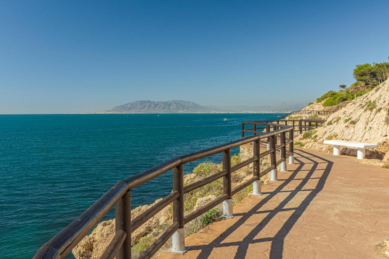 Villa Alboran Beachfront 9Pax Torre de Benagalbon Ngoại thất bức ảnh