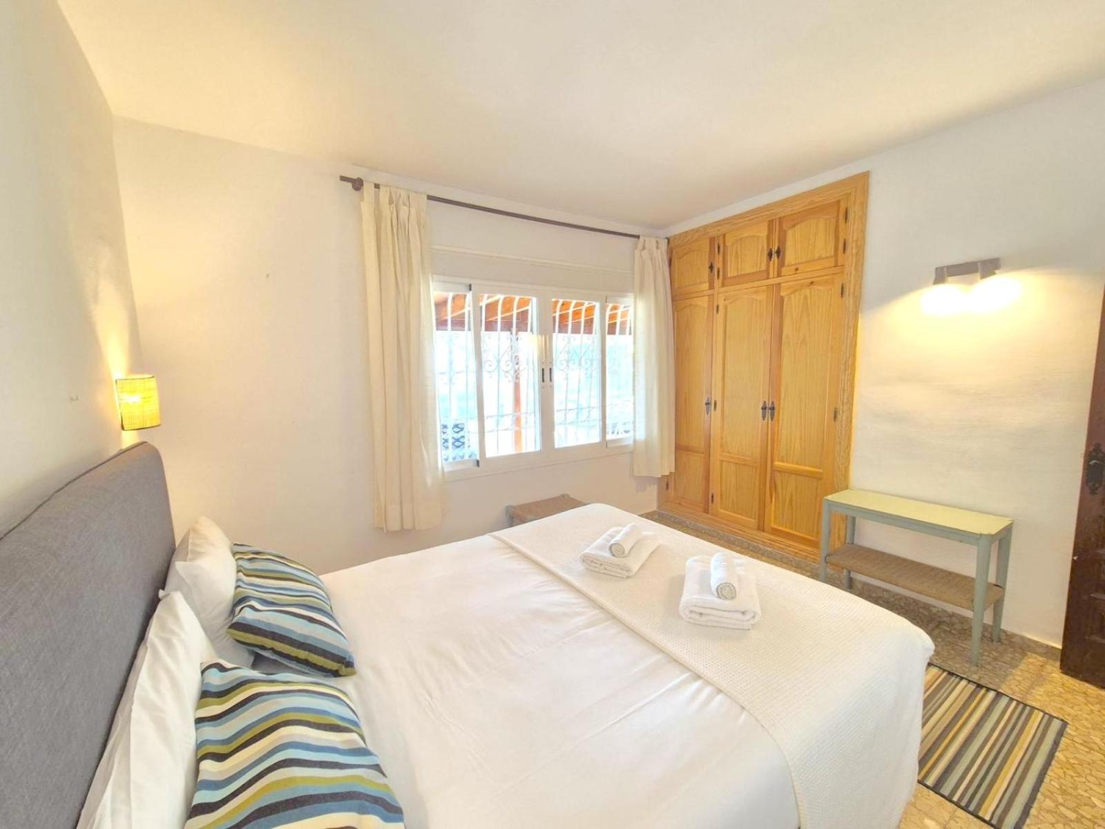 Villa Alboran Beachfront 9Pax Torre de Benagalbon Ngoại thất bức ảnh